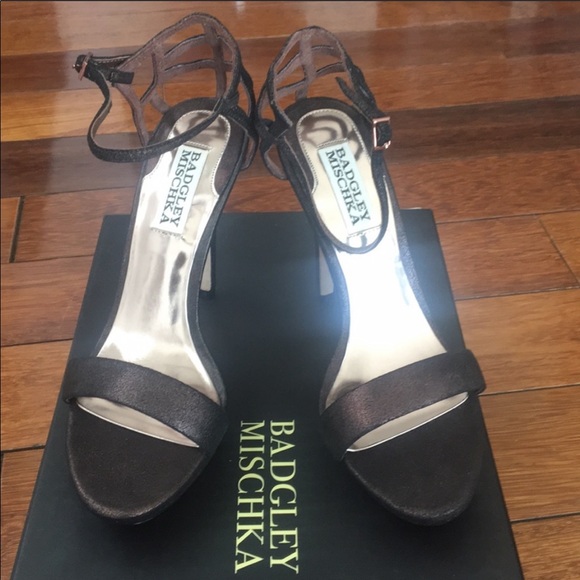 Badgley Mischka bronze heel - Picture 4 of 6